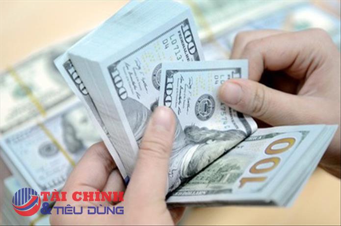 Tỷ giá ngoại tệ hôm nay 1/6: USD quay đầu giảm