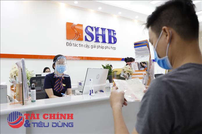 Chỉ từ 100 nghìn đồng, khách hàng dễ dàng mua chứng chỉ tiền gửi SHB với lãi suất hấp dẫn
