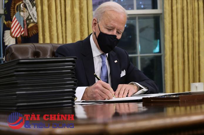 Trung Quốc phản đối Mỹ đưa thêm 28 công ty vào “danh sách đen”