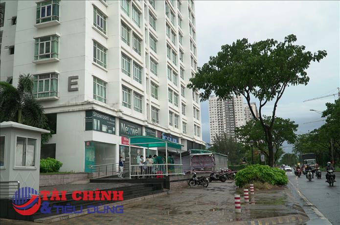 TP HCM: Phong tỏa và lấy hơn 400 mẫu xét nghiệm tại chung cư Phú Hoàng Anh ở Nhà Bè