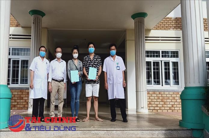 Đắk Lắk: 2 bệnh nhân mắc COVID-19 đã xuất viện