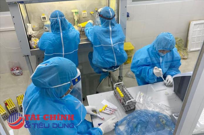 Hà Tĩnh ghi nhận thêm 11 ca dương tính với SARS-CoV-2