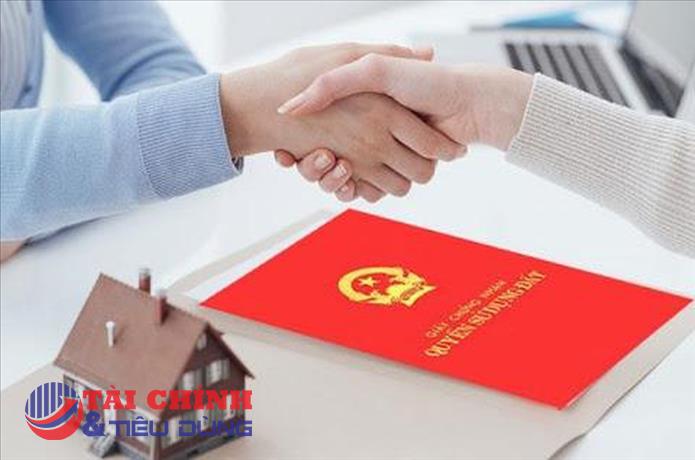 Người dân đi chuyển nhượng quyền sử dụng đất cần những giấy tờ gì?