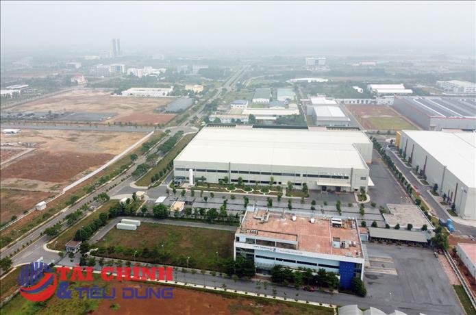 Vợ TGĐ Đầu tư phát triển Nhà và Đô thị Vinaconex bán ra toàn bộ cổ phiếu VHD