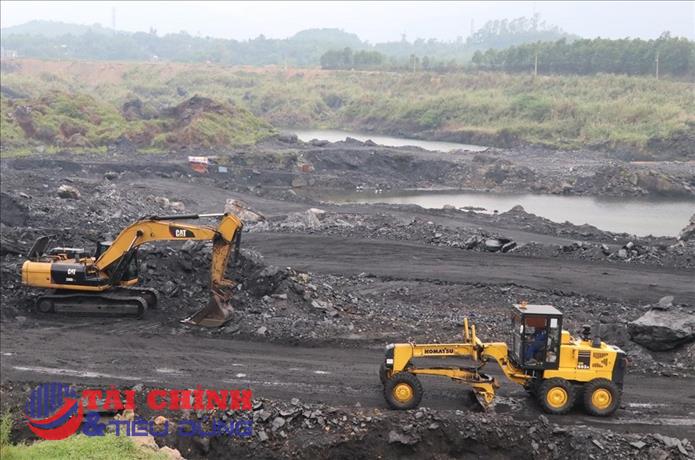 Một doanh nghiệp ở Thái Nguyên bị phạt 1,2 tỷ đồng do khai thác khoáng sản trái phép