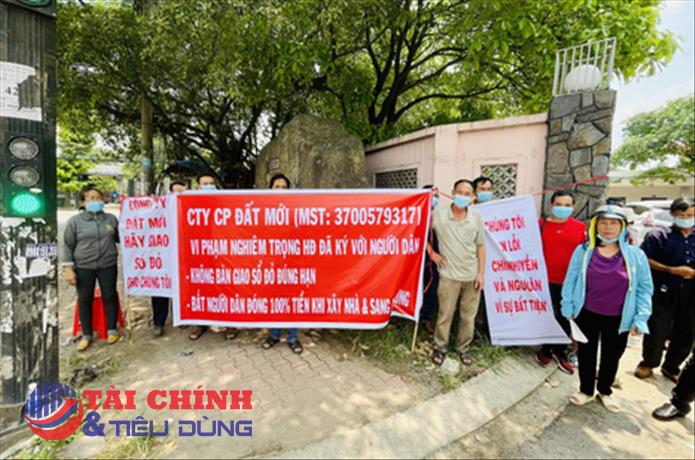 Khách hàng mua đất hơn 20 năm nhưng chưa được cấp giấy chứng nhận, lãnh đạo Bình Dương nói gì?