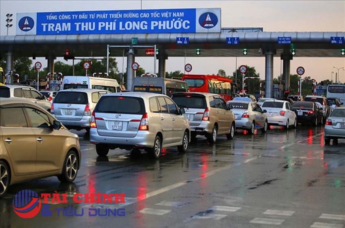 Trạm thu phí BOT phải mở ngay barie, giải tỏa ngay phương tiện nếu xảy ra ùn tắc