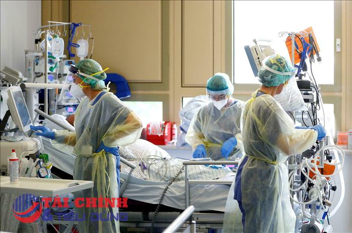 WHO đánh giá như thế nào về mức độ gây bệnh nghiêm trọng của biến thể Omicron?