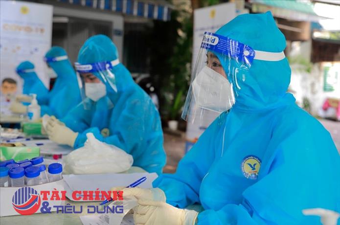 Ngày 13/1, thêm 16.725 ca mắc Covid-19 mới, hơn 26.000 ca khỏi bệnh