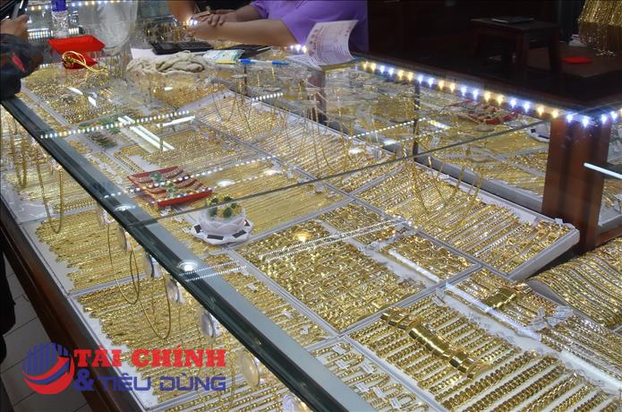 Giá vàng hôm nay 16/1: Phần lớn chuyên gia dự báo giá vàng đi lên