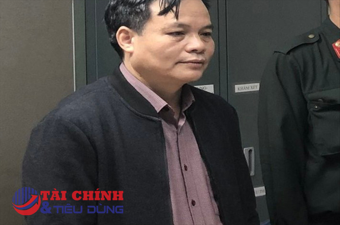 Khởi tố, bắt tạm giam Giám đốc CDC Bắc Giang vì nhận "lại quả" từ Công ty Việt Á