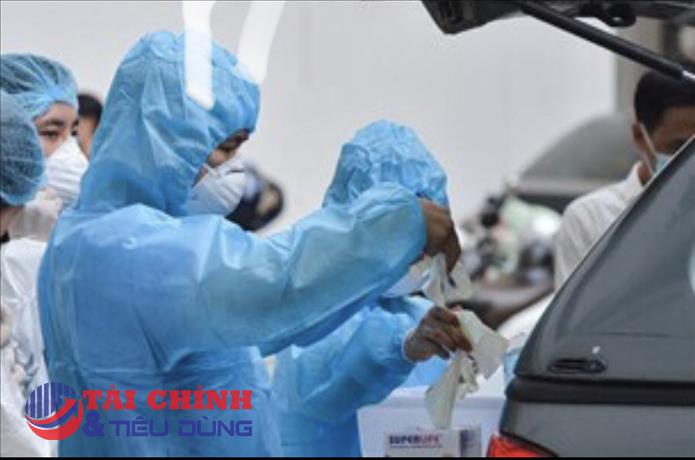 Sáng 8/2, chỉ còn 385 bệnh nhân nặng đang thở máy và ECMO