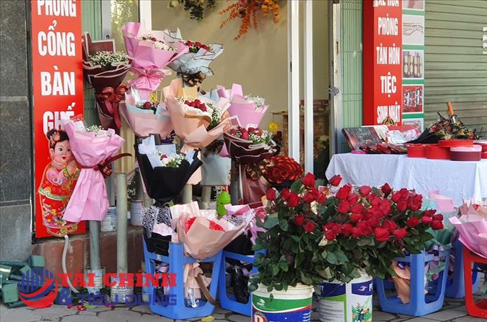 Lễ Tình nhân 14/2: Giá hoa tươi tăng cao ngất ngưởng