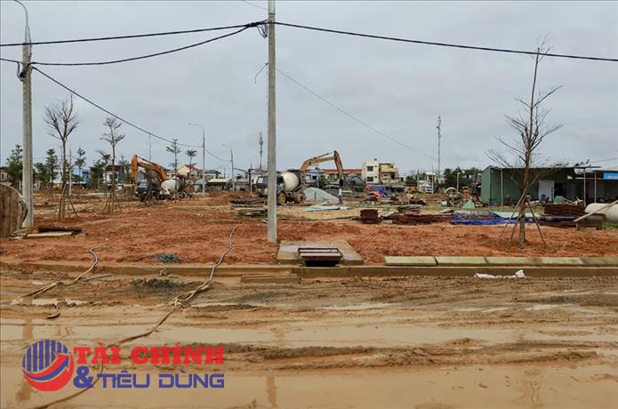 Nhen nhóm "sốt đất", Quảng Nam yêu cầu tăng cường quản lý thị trường bất động sản