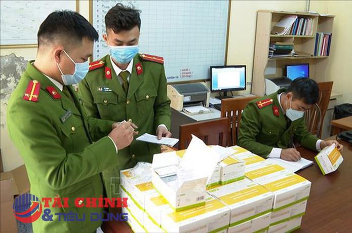 Buôn bán test nhanh, thuốc điều trị COVID-19 không rõ nguồn gốc bị xử lý ra sao?