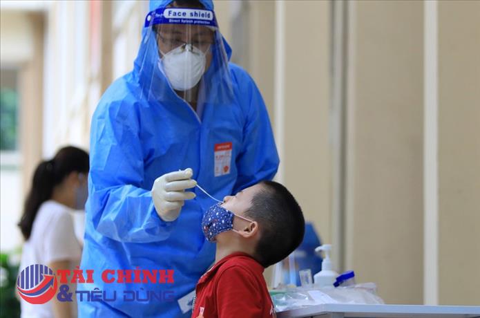 Hiểu rõ về bệnh Covid-19 ở trẻ em để bình tĩnh chăm sóc trẻ tại nhà
