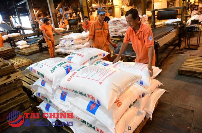 Cổ phiếu liên tục lập đỉnh, cổ đông lớn Đạm Phú Mỹ (DPM) đã bán ra 300.000 cổ phiếu