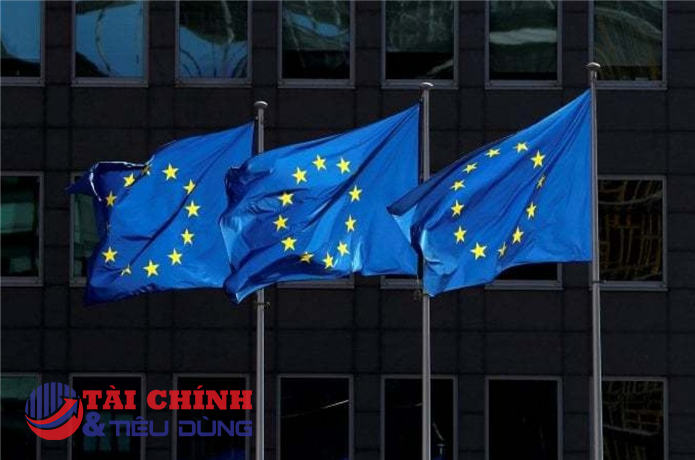 EU cấm nhập khẩu sắt, thép từ Nga