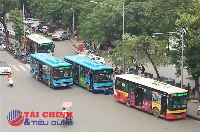 Giảm 15% tần suất xe buýt Hà Nội từ ngày 16/3