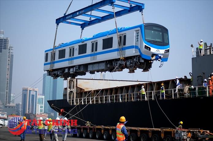 Toàn bộ 17 đoàn tàu Metro tuyến số 1 đã về đến TP.HCM