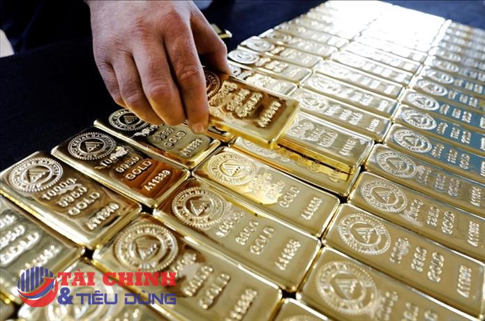 Giá vàng hôm nay 7/5: Bất ngờ tăng vọt