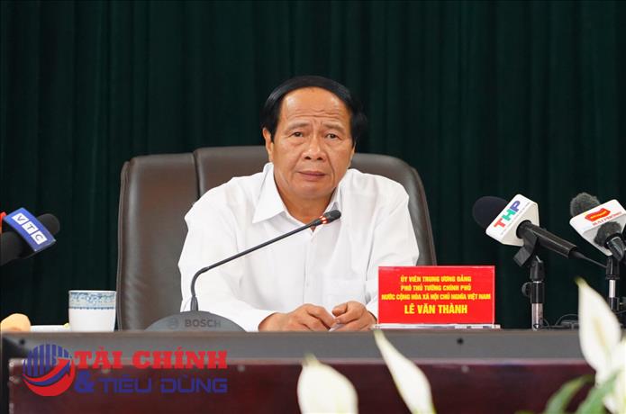 Phó Thủ tướng lo ngại tiến độ dự án đường bộ ven biển đoạn Hải Phòng - Thái Bình