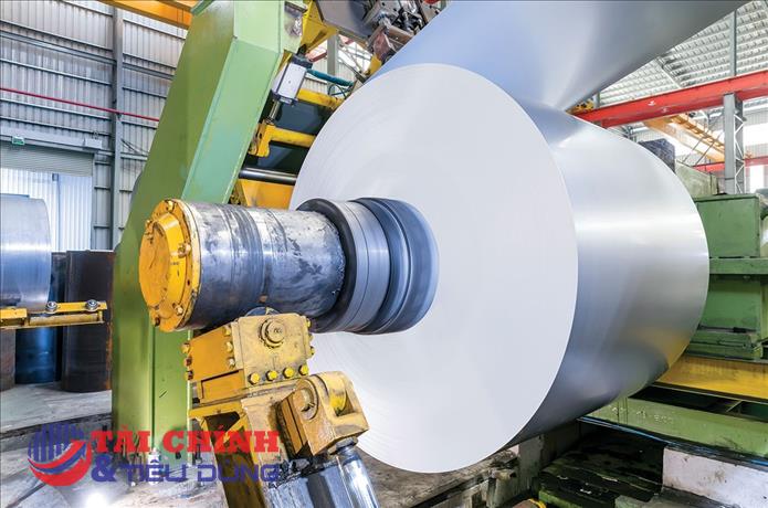Giá cổ phiếu giảm mạnh, Chủ tịch Thép Nam Kim (NKG) mua thêm 3 triệu cổ phiếu