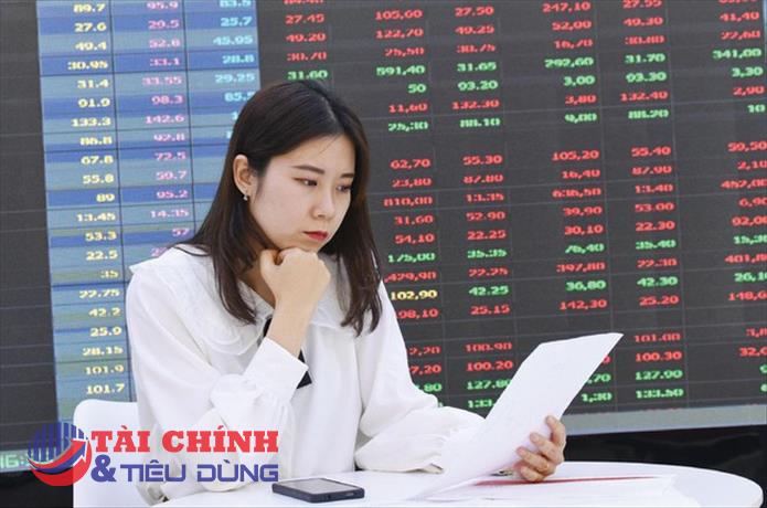 Giữ cổ phiếu chờ nhịp tăng mới