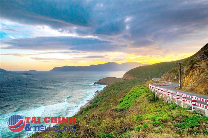 Đề xuất gần 5.000 tỷ đồng kéo điện lưới ra Côn Đảo