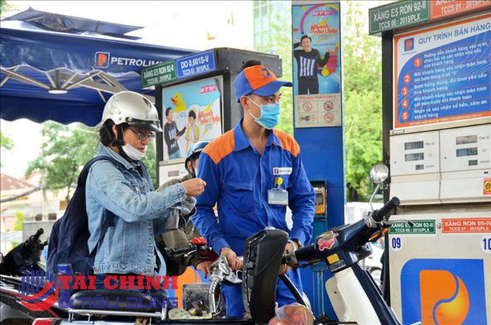 Bộ Công Thương: Giá xăng cao kỷ lục nhưng vẫn thấp hơn nhiều nước