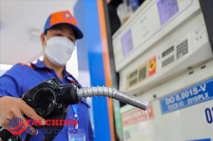 Bộ Công Thương tính nâng dự trữ xăng dầu quốc gia lên gấp 4 lần