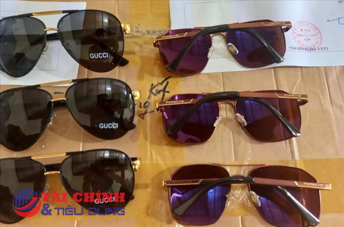 Lạng Sơn tạm giữ hơn 1.600 sản phẩm kính mắt có dấu hiệu giả mạo nhãn hiệu