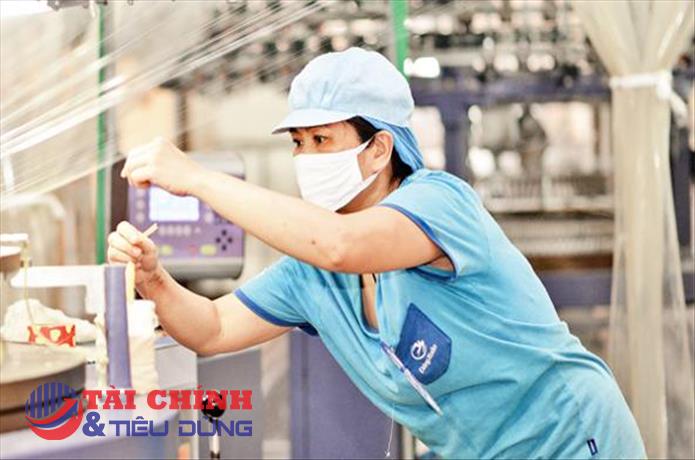 Chi phí vải tăng ảnh hưởng đáng kể đến biên lợi nhuận gộp các doanh nghiệp dệt may