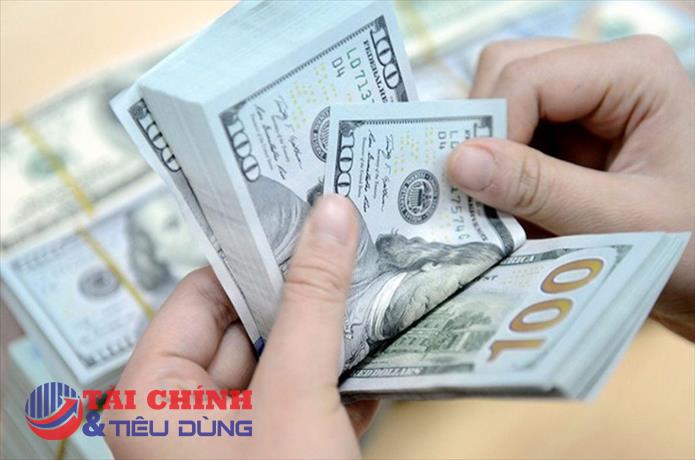 Tỷ giá hôm nay 28/6: Đồng USD tiếp tục trượt dốc