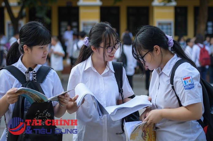 Hà Nội công bố điểm thi lớp 10 công lập năm học 2022 - 2023