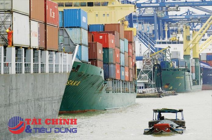 Doanh nghiệp oằn mình chống chịu bão giá