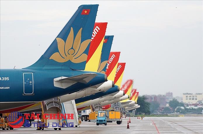 Vé máy bay Tết 2023 tăng gấp đôi so với năm 2022