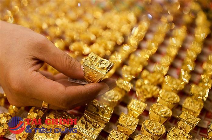 Giá vàng hôm nay 22/7: Giá vàng trong nước giảm mạnh