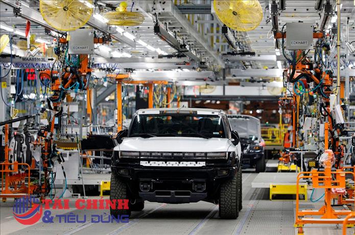 Đâu là thời điểm tốt để đầu tư vào cổ phiếu ngành ô tô?