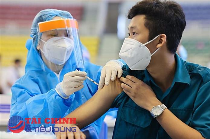 Bộ Y tế: Địa phương chịu trách nhiệm nếu vắc xin Covid-19 hết hạn mà người cần tiêm vẫn chưa được tiêm