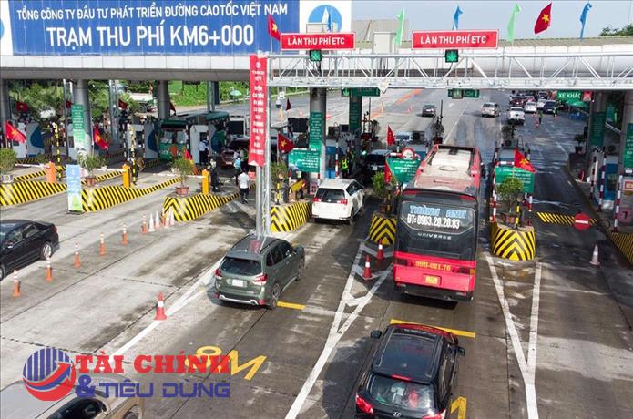 Khẩn trương khắc phục lỗi khi vận hành thu phí không dừng trên cao tốc
