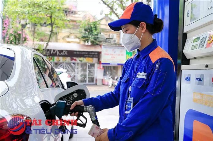 Giảm thuế nhập khẩu xăng dầu từ 20% xuống còn 10%