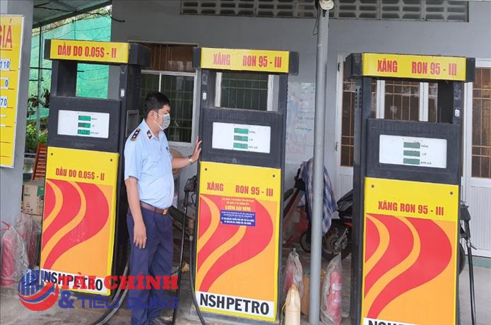 Lại thêm nhiều đại lý bán lẻ xăng dầu bị phạt do niêm yết giá bán lẻ không đúng quy định