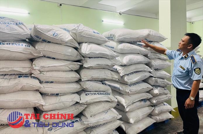 Phú Yên phát hiện, xử lý tạm giữ 79 tấn đường cát do Thái Lan sản xuất