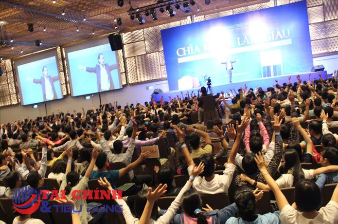 Luật Bảo vệ quyền lợi người tiêu dùng: Cần thêm quy định pháp luật chặt chẽ về kinh doanh, bán hàng đa cấp