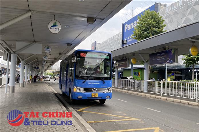 Đề xuất làm bãi xe búyt 1.500 m2 gần sân bay Tân Sơn Nhất để đón khách