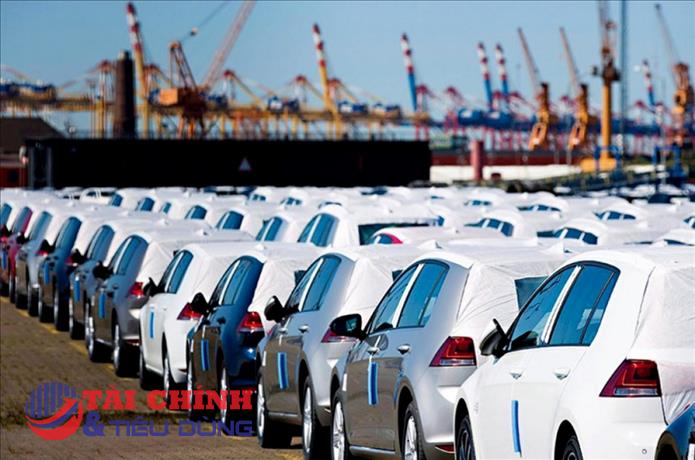 Chuyển hồ sơ xe ô tô nhập khẩu không nhằm mục đích thương mại sang cơ quan thuế