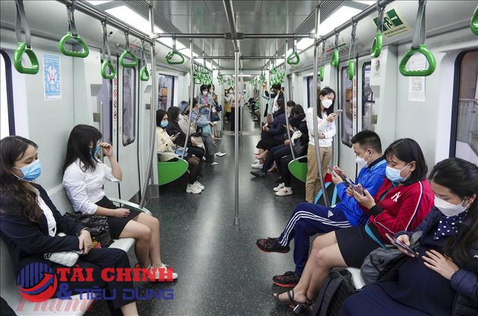 Lượng khách đi tàu Cát Linh - Hà Đông lập kỷ lục mới dịp lễ 2/9