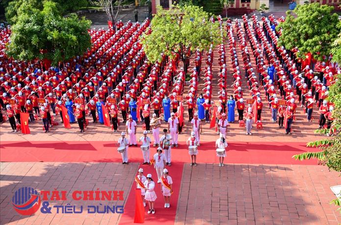 Sáng nay (5/9), gần 23 triệu học sinh hân hoan khai giảng năm học mới
