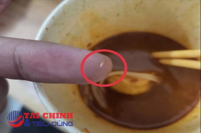 FamilyMart lên tiếng sau khi bị tố 'có dòi' trong món ăn